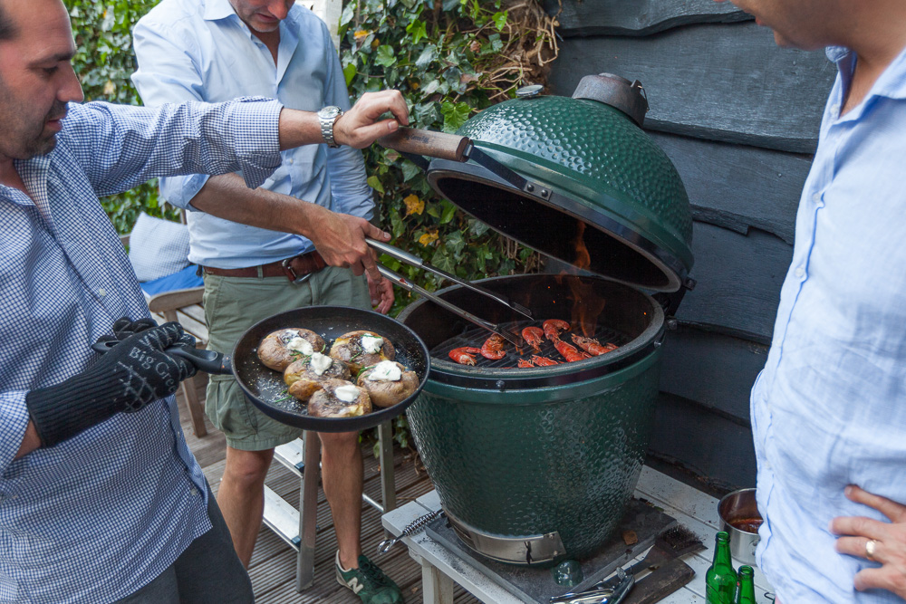 Houtskool voor Big Green Egg