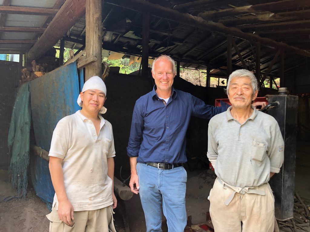 Binchotanbranders en Laurens